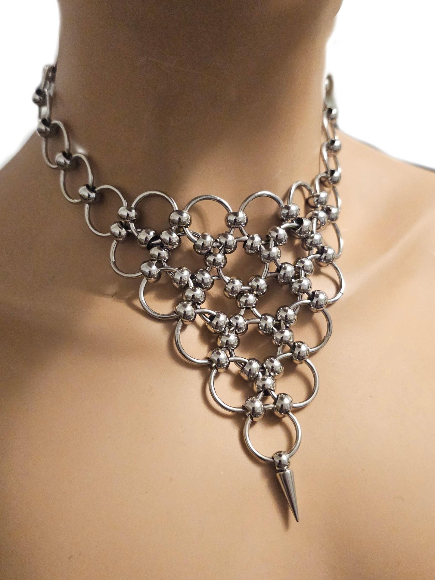 Chunky chainmail Spike Pendant Choker Necklace - Alt Dark Academia Goth Aesthetic, Edgy Grunge Jewelry