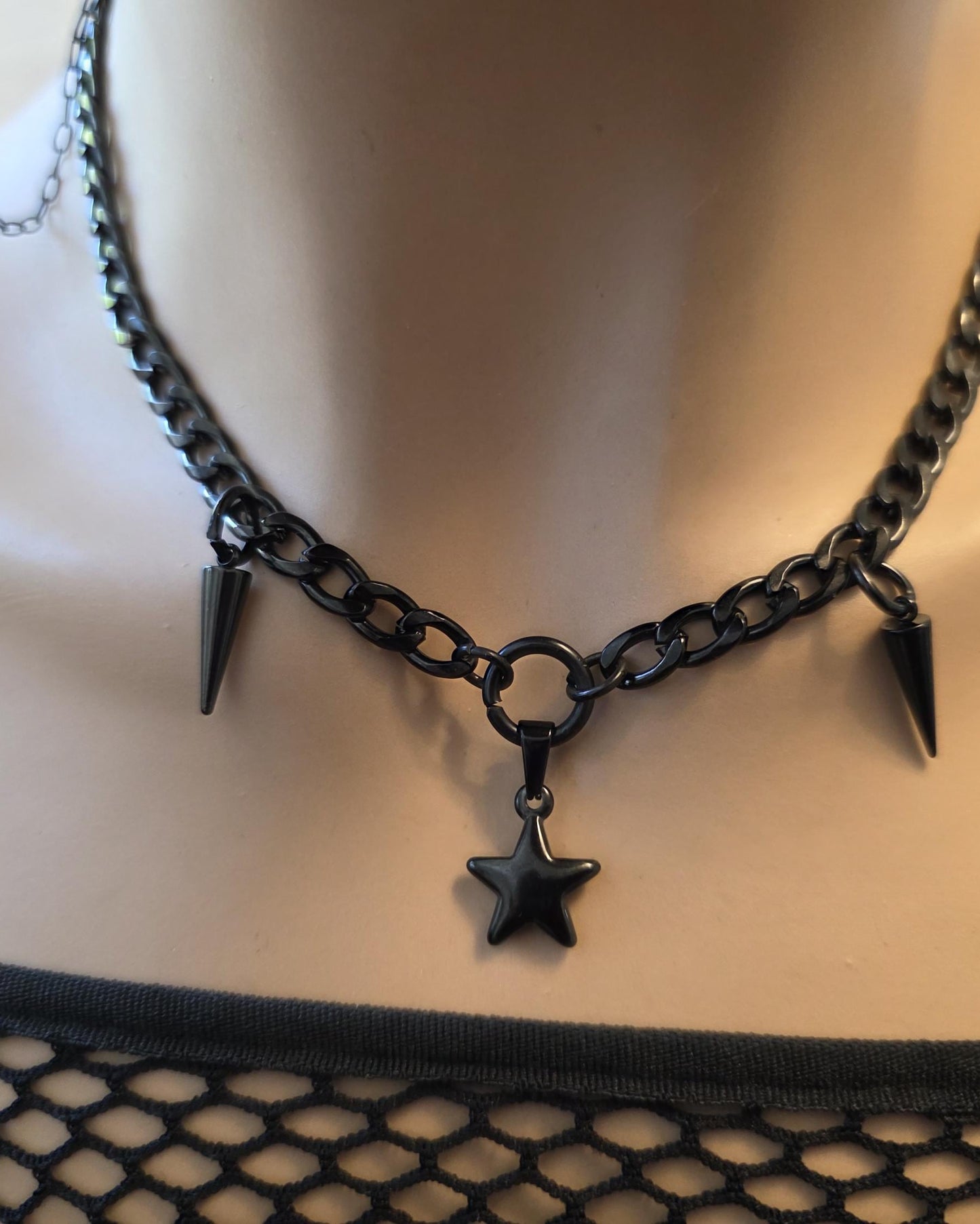 Loops Earplugs Keeper Rave Concert Necklace, Mens & Womens ADHD Autism Sensory Jewelry, Anti-Loss Earbud Necklace