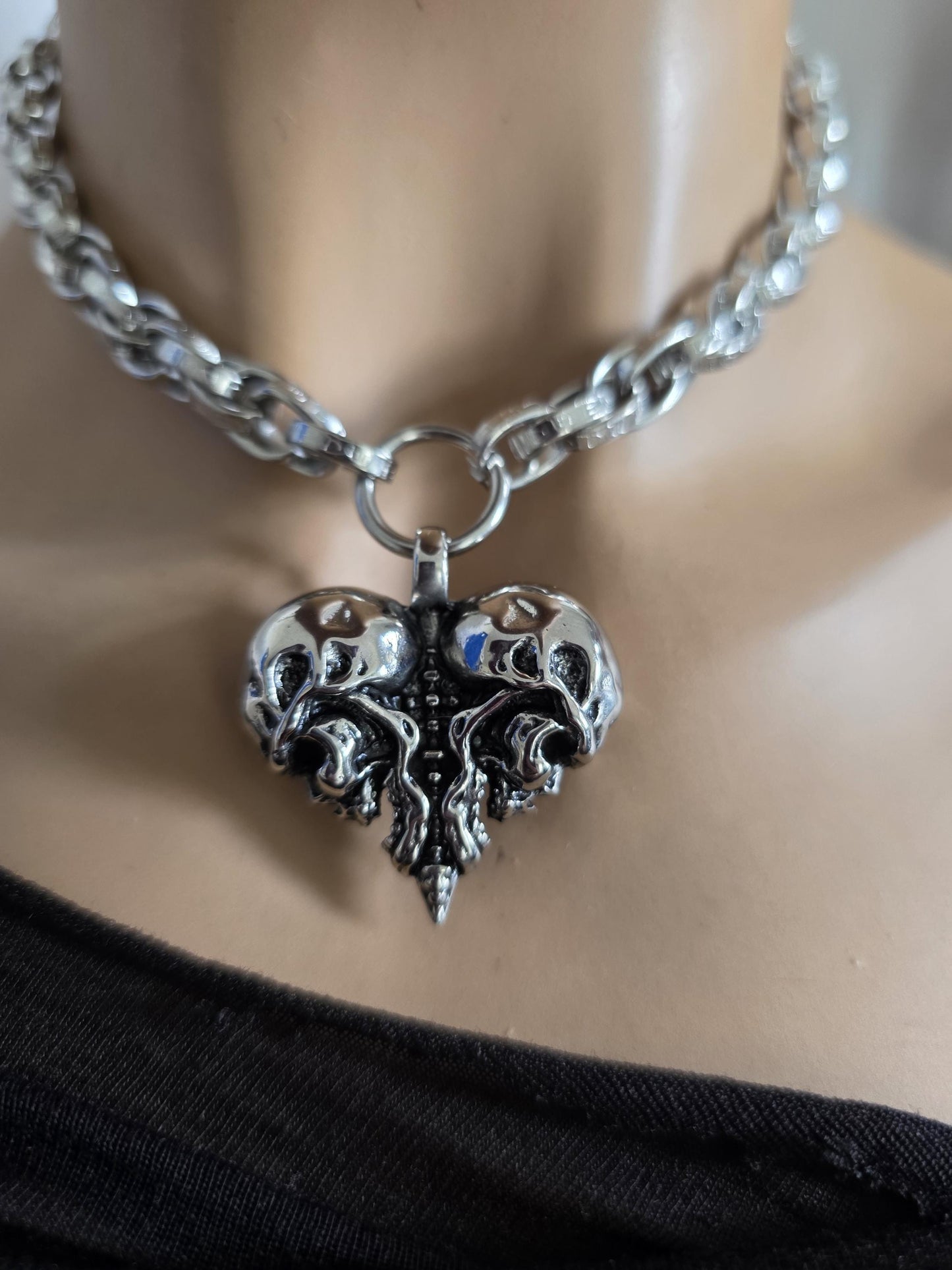 Skulls Heart Pendant Steel Chunky Chain Necklace: Goth Punk Heavy Metal Jewelry
