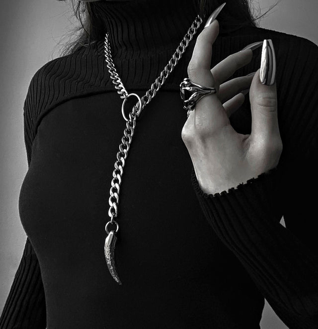 LARIATS & SLIP CHAINS