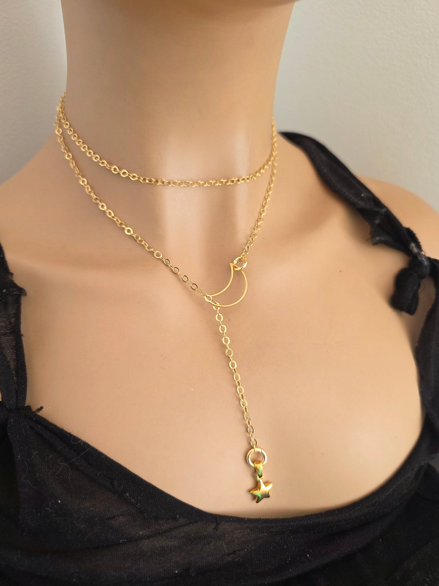 Gold Crescent Moon and Star Lariat Choker Wrap Layer Necklace | Joyería Celestial Witch