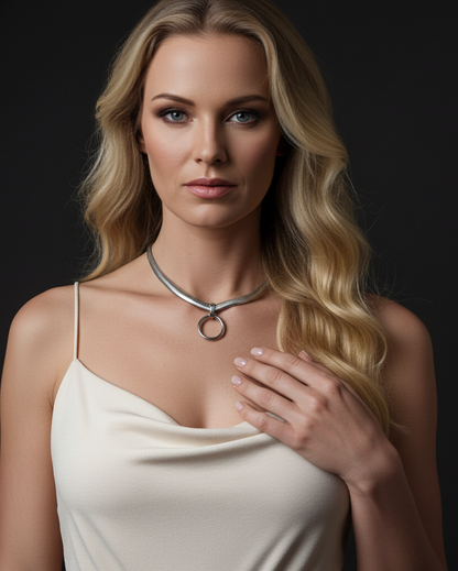 Collier ras du cou discret de jour avec possibilité de fermoir à verrouillage permanent