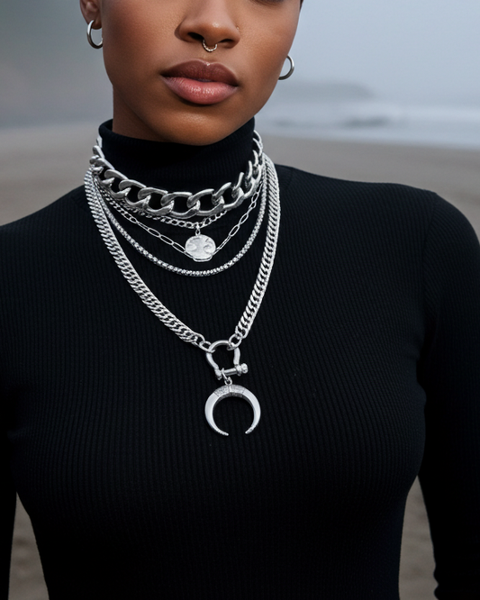 Freyjas Mondsichel: Layered Moon Chunky Chain Halskette Set