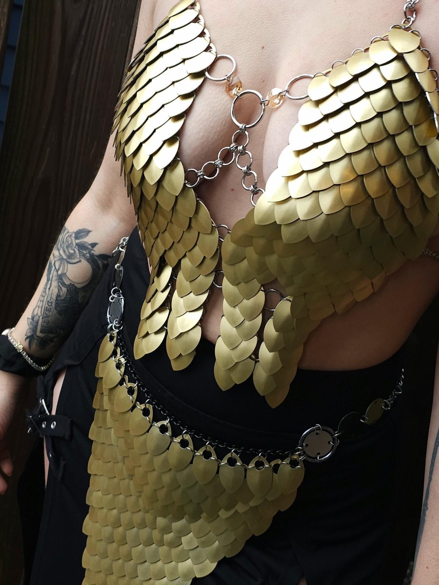 Metal Gold Breastplate Corset Armor, Fantasy Scalemail Dragon Scale Womens Armor, Royal Fae Gala Fairytale Costume, Viking, Fairy Cosplay