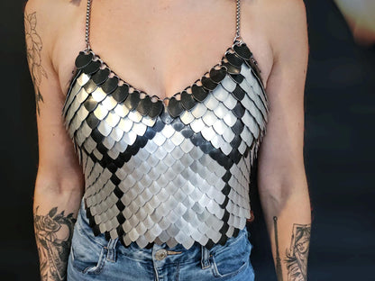 Metal Silver Breastplate Corset Armor, Fantasy Scalemail Dragon Scale Womens Armor, Royal Fae Gala Fairytale Costume, Viking, Fairy Cosplay