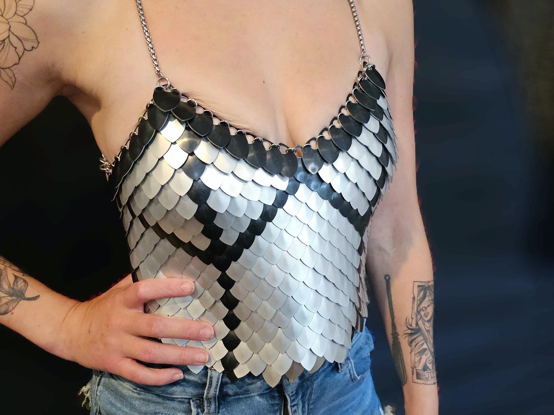 Metal Silver Breastplate Corset Armor, Fantasy Scalemail Dragon Scale Womens Armor, Royal Fae Gala Fairytale Costume, Viking, Fairy Cosplay