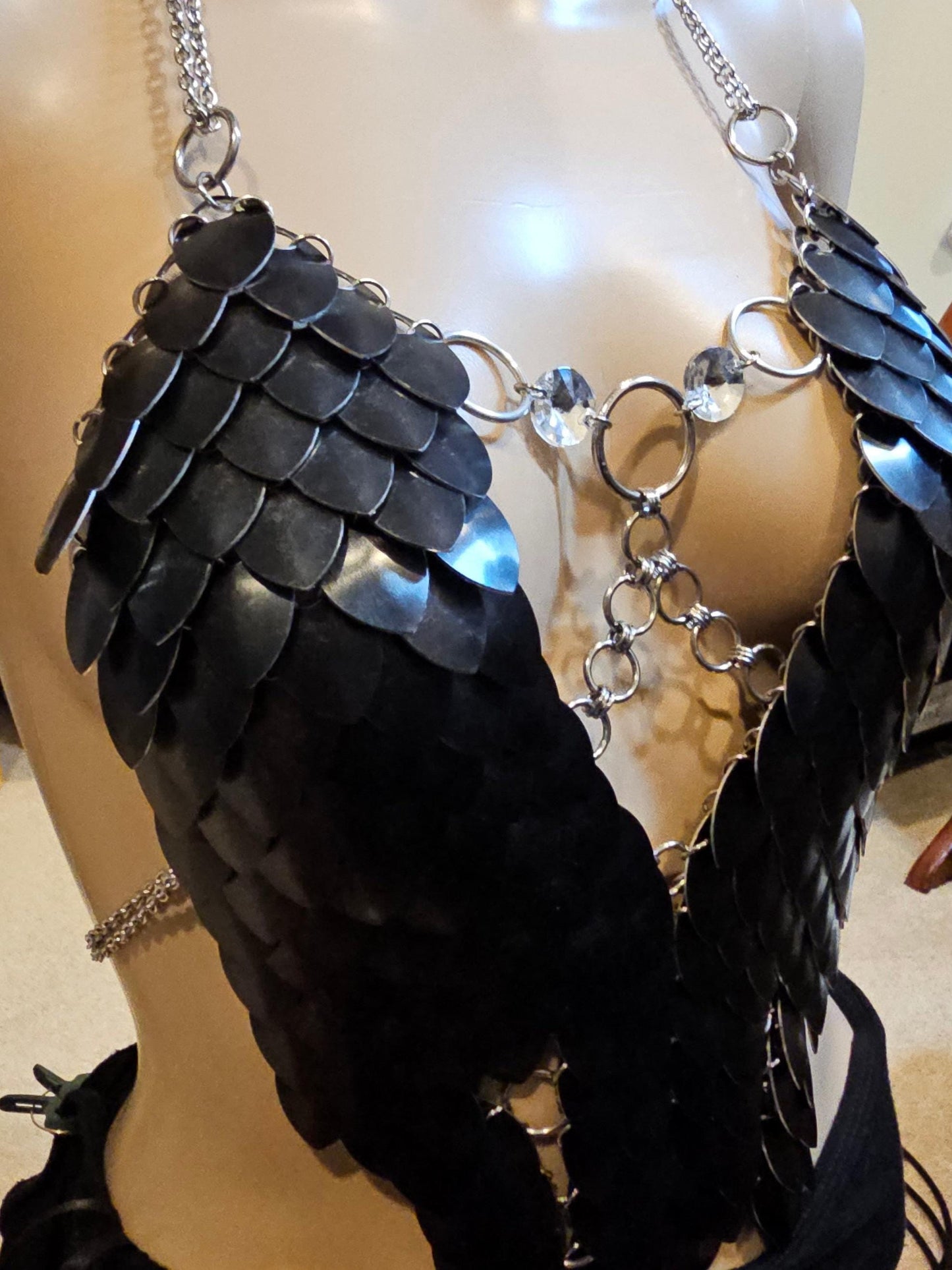 Metal Black Breastplate Corset Armor, Fantasy Scalemail Dragon Scale Womens Armor, Royal Fae Gala Fairytale Costume, Viking, Fairy Cosplay