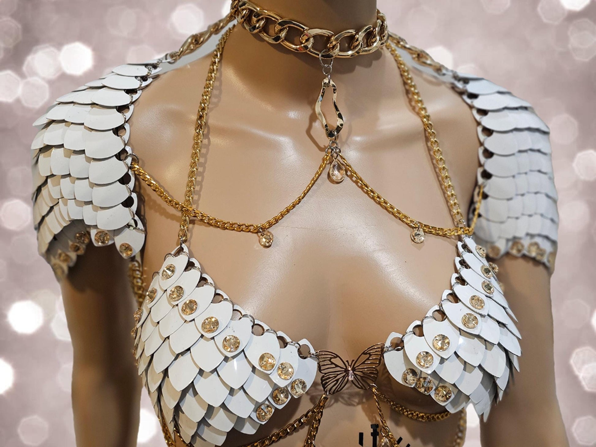 Metal White Shoulder Armor, Fantasy Scalemail Dragon Scale Womens Armor, Royal Fae Gala Fairytale Costume, Viking, Fairy Cosplay, Bookish