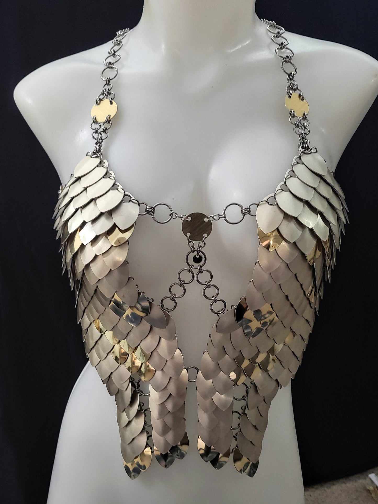 Metal Gold Breastplate Corset Armor, Fantasy Scalemail Dragon Scale Womens Armor, Royal Fae Gala Fairytale Costume, Viking, Fairy Cosplay