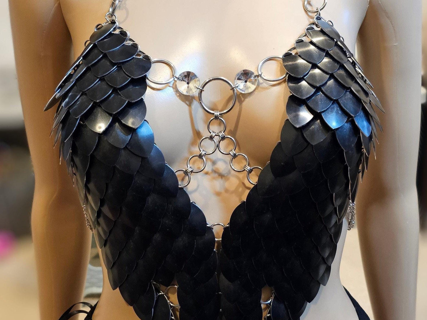 Metal Black Breastplate Corset Armor, Fantasy Scalemail Dragon Scale Womens Armor, Royal Fae Gala Fairytale Costume, Viking, Fairy Cosplay
