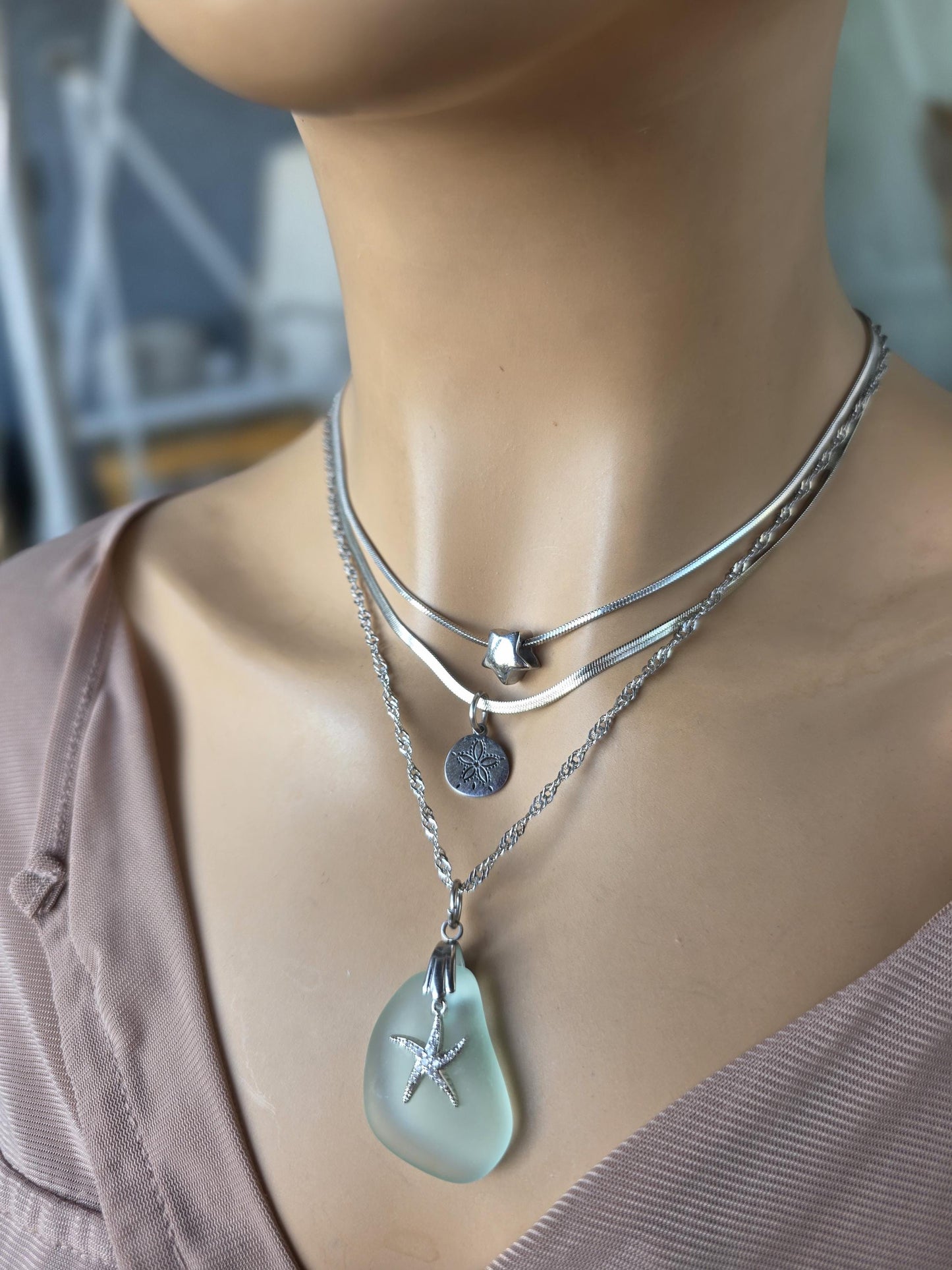 Layered Stainless Steel Sea Glass Necklace with Starfish Charm – Coastal Jewelry for Ocean Lovers