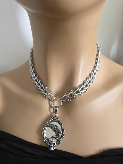 Raven and Skull Gothic Pendant Necklace – Norse Valkyrie Choker, Stainless Steel Viking Jewelry for Men & Women