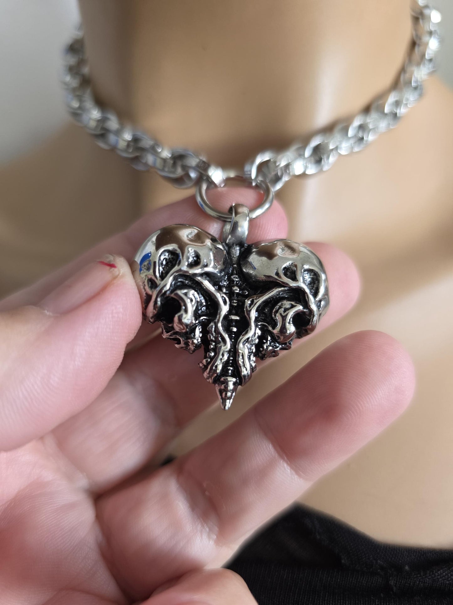 Skulls Heart Pendant Steel Chunky Chain Necklace: Goth Punk Heavy Metal Jewelry