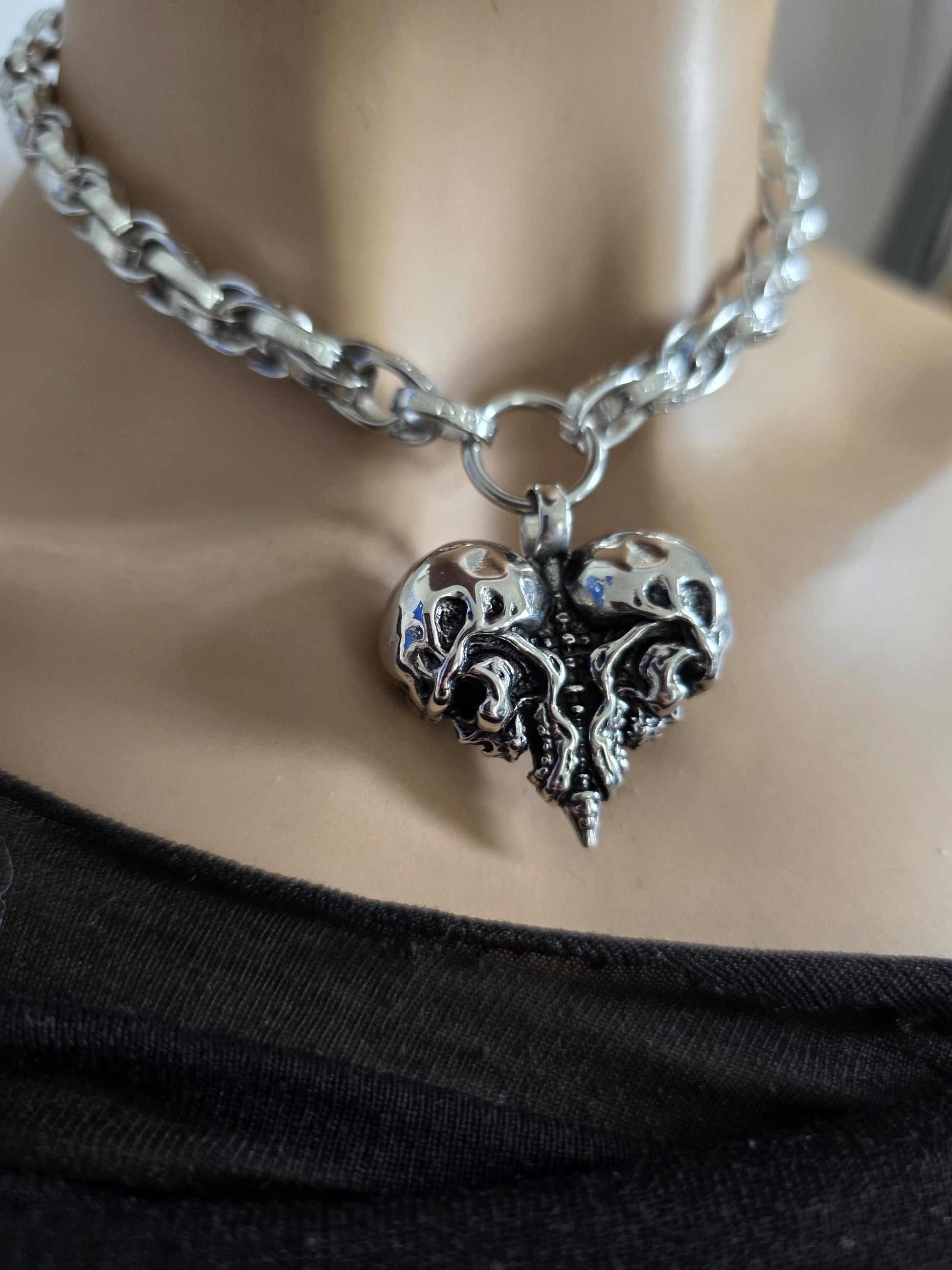 Skulls Heart Pendant Steel Chunky Chain Necklace: Goth Punk Heavy Metal Jewelry
