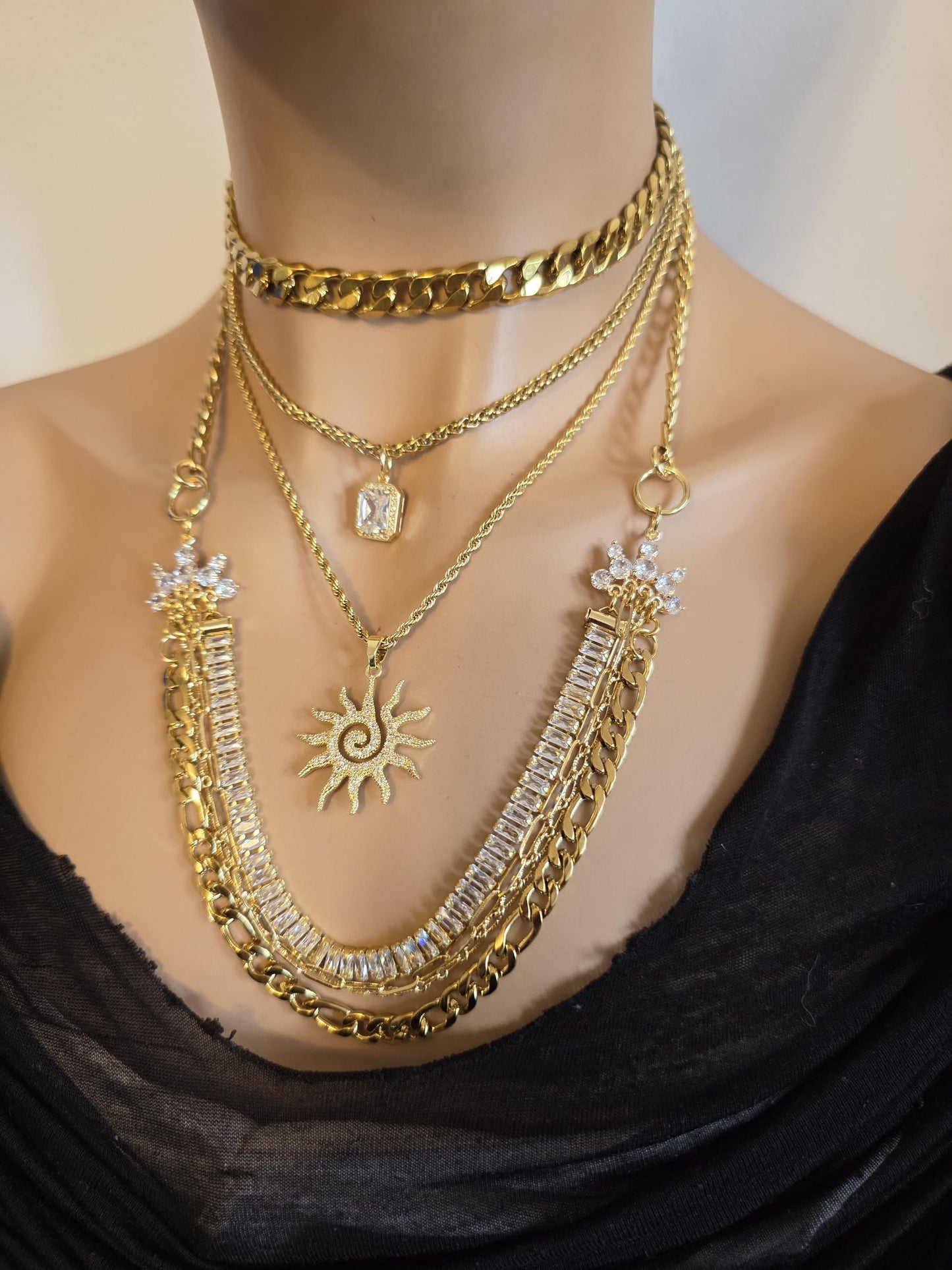 Gold Layered Multi Strand Sun Rhinestone Chunky Chain Choker Necklace Set - Luxury Style Stacked Jewelry
