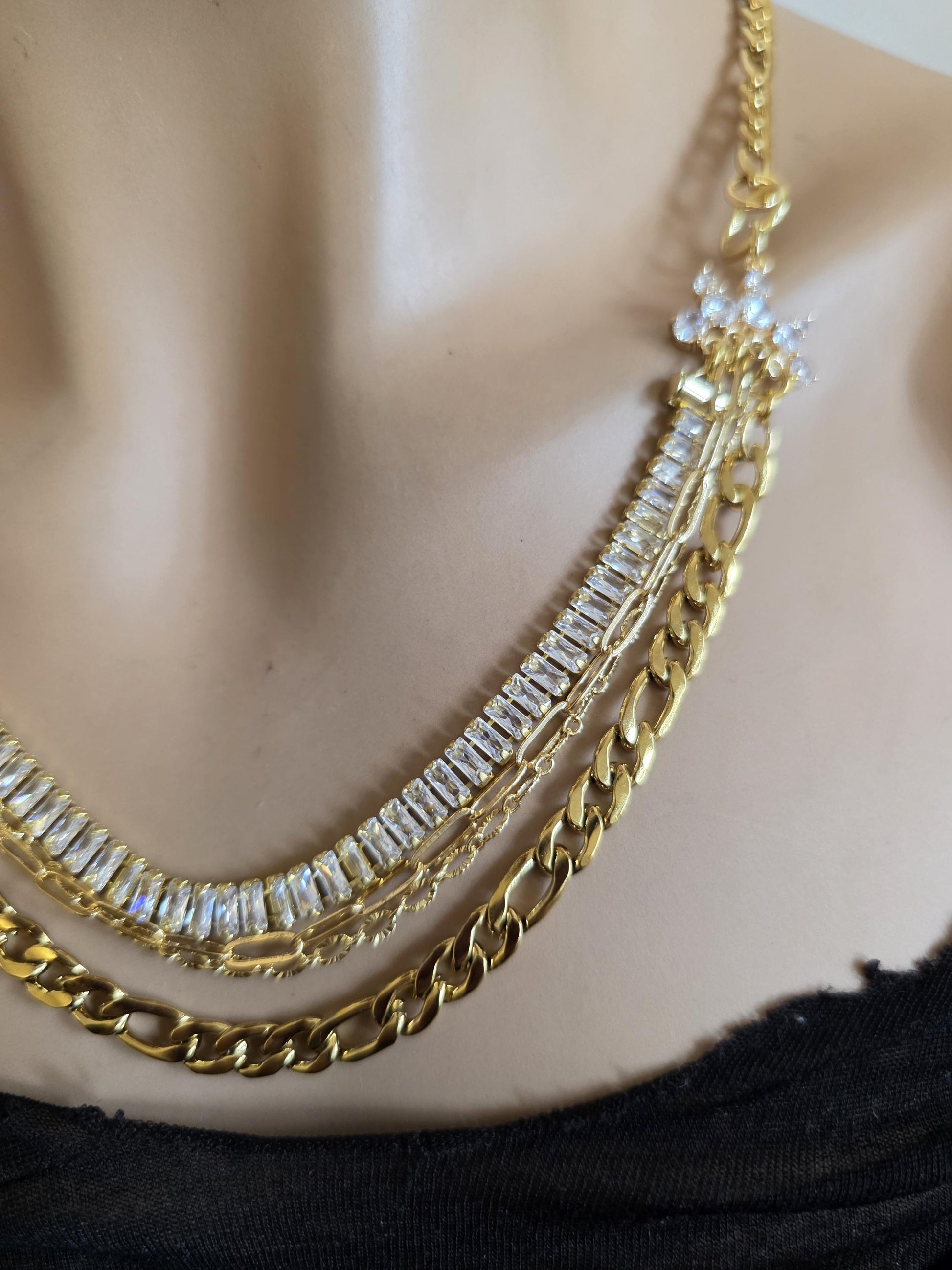 Gold Layered Multi Strand Sun Rhinestone Chunky Chain Choker Necklace Set - Luxury Style Stacked Jewelry