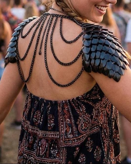 Dragon Rider Scale Shoulder Armor, Fantasy Scalemail Costume, Royal Fae Gala Fairytale Cosplay, Viking, Fairy Outfit, Bookish