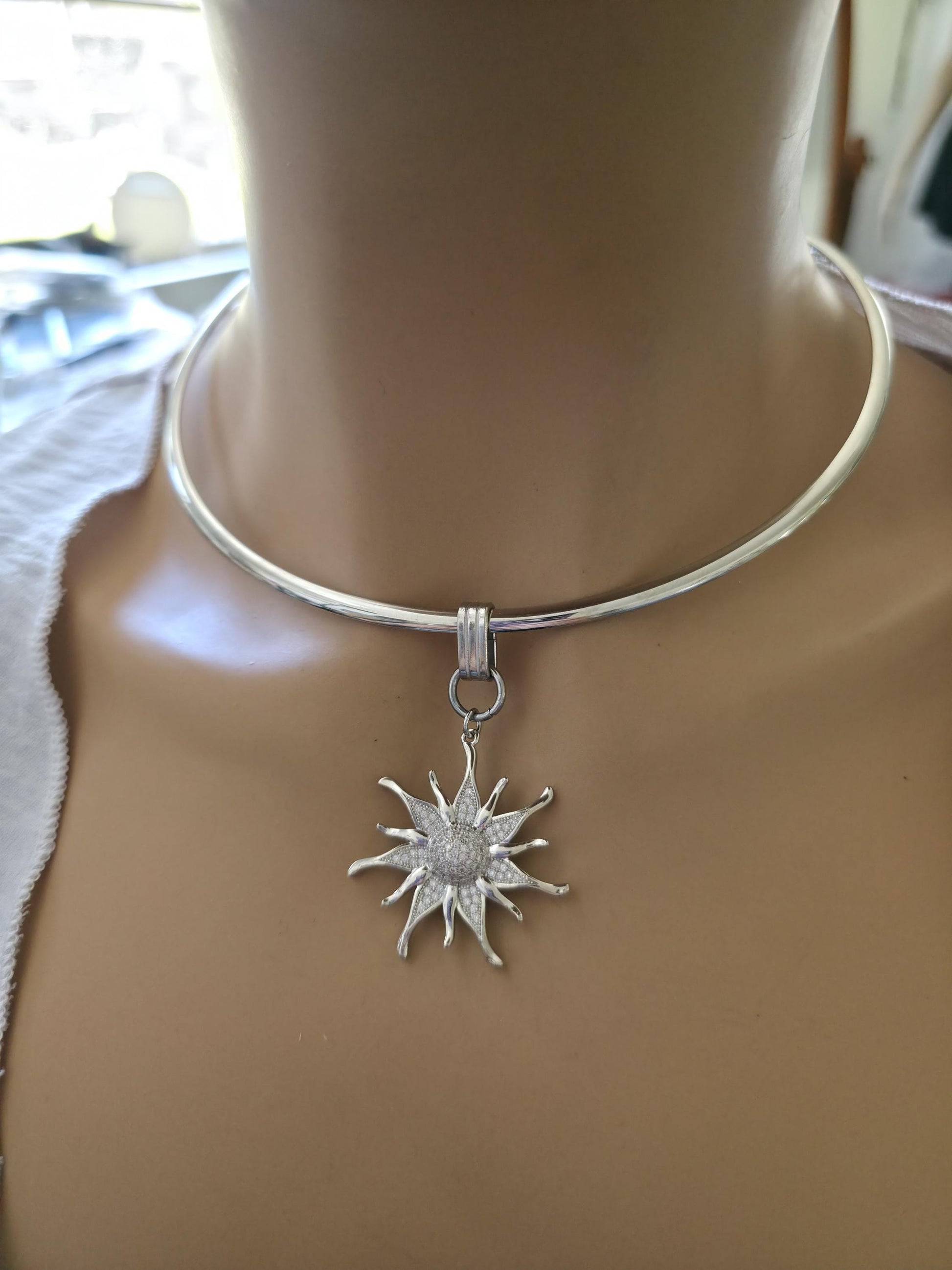 Stainless Steel Sun Rigid Wire Collar Choker Necklace - CZ Removable Sun Pendant Necklace