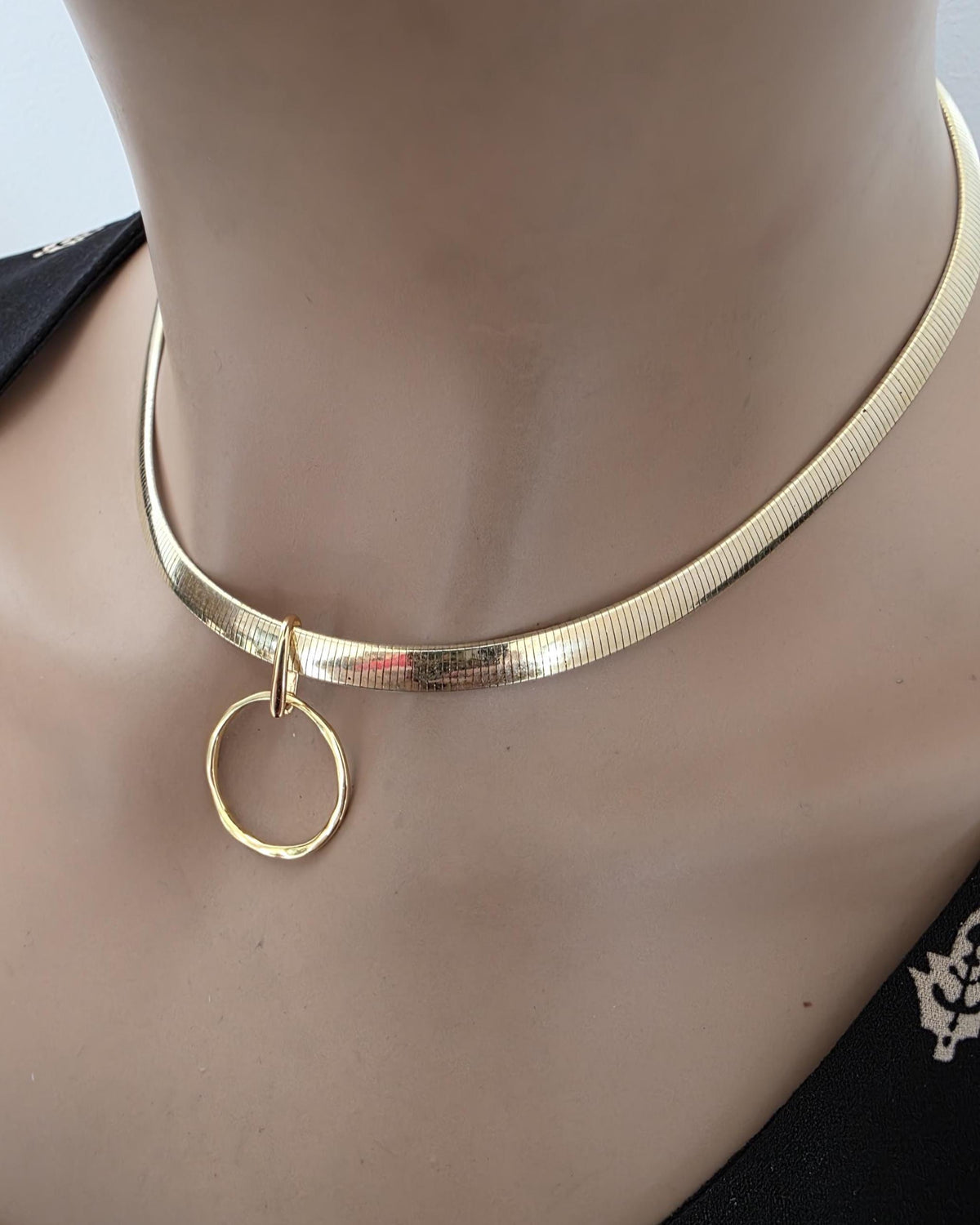 Reversible Sterling Silver & Gold Vermeil Omega Collar Necklace – 6mm Dual-Tone O-Ring Day Collar