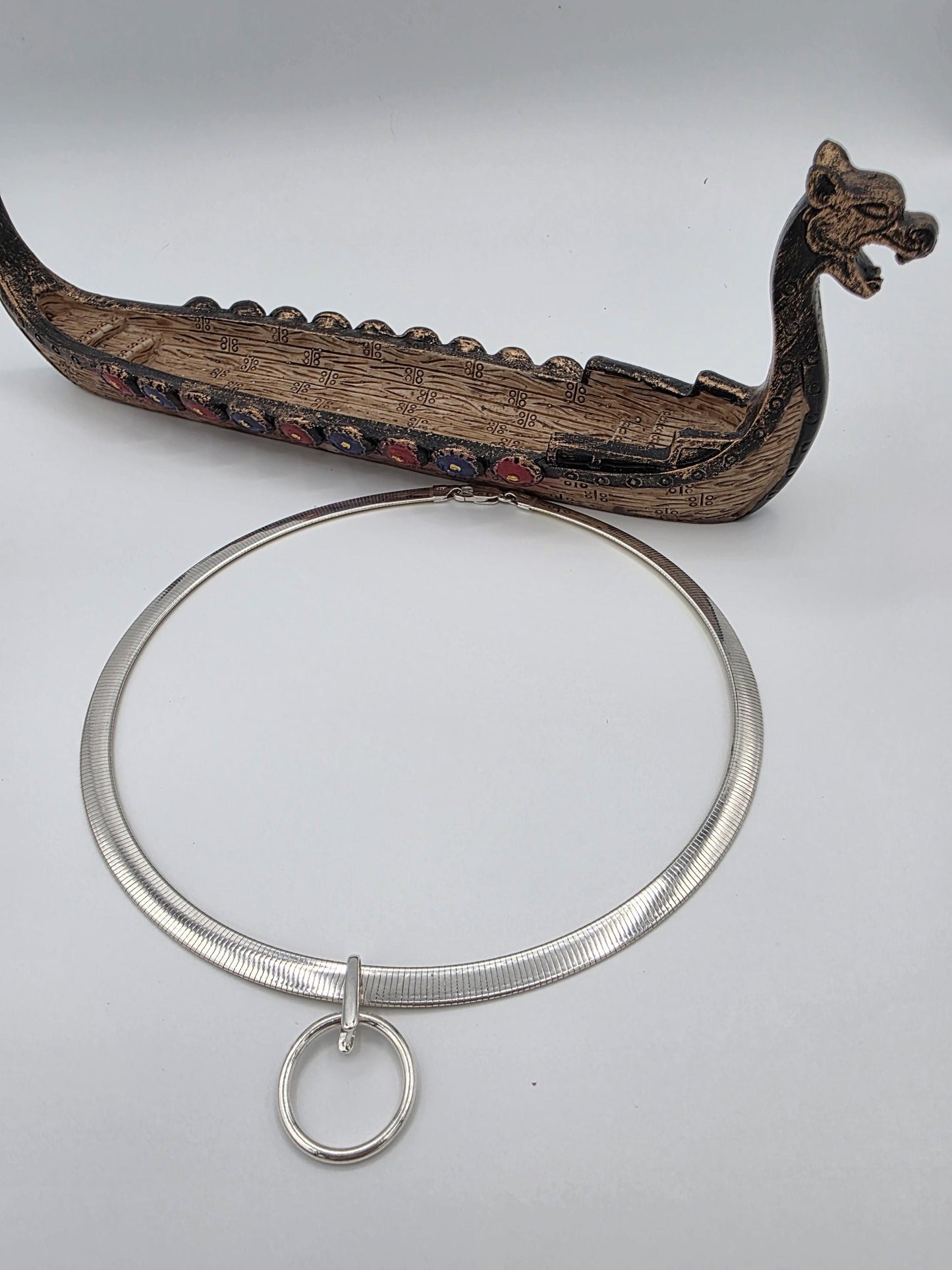 Reversible Sterling Silver & Gold Vermeil Omega Collar Necklace – 6mm Dual-Tone O-Ring Day Collar