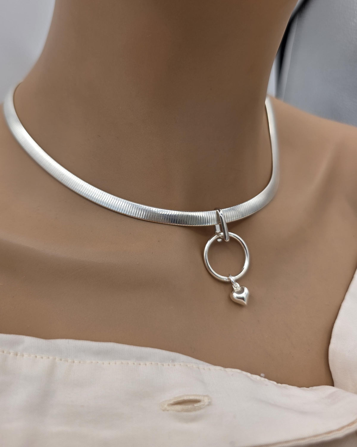 Reversible Gold Vermeil & Sterling Silver Omega Collar Necklace – 6mm Dual-Tone O-Ring Day Collar