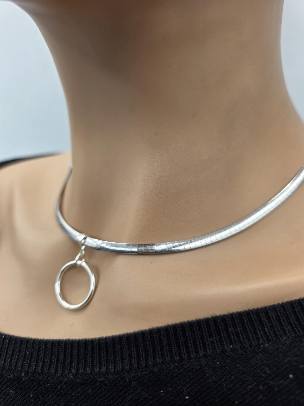 Reversible Sterling Silver & Gold Vermeil Omega Collar Necklace – 4mm Dual-Tone O-Ring Day Collar