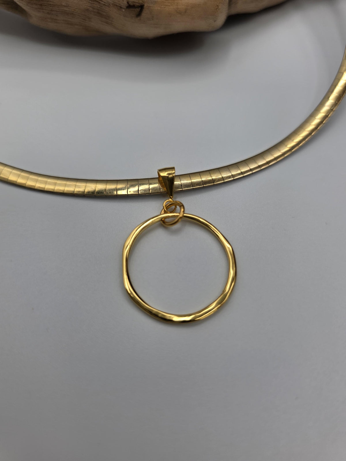 Reversible Gold Vermeil & Sterling Silver Omega Collar Necklace – 4mm Dual-Tone O-Ring Day Collar