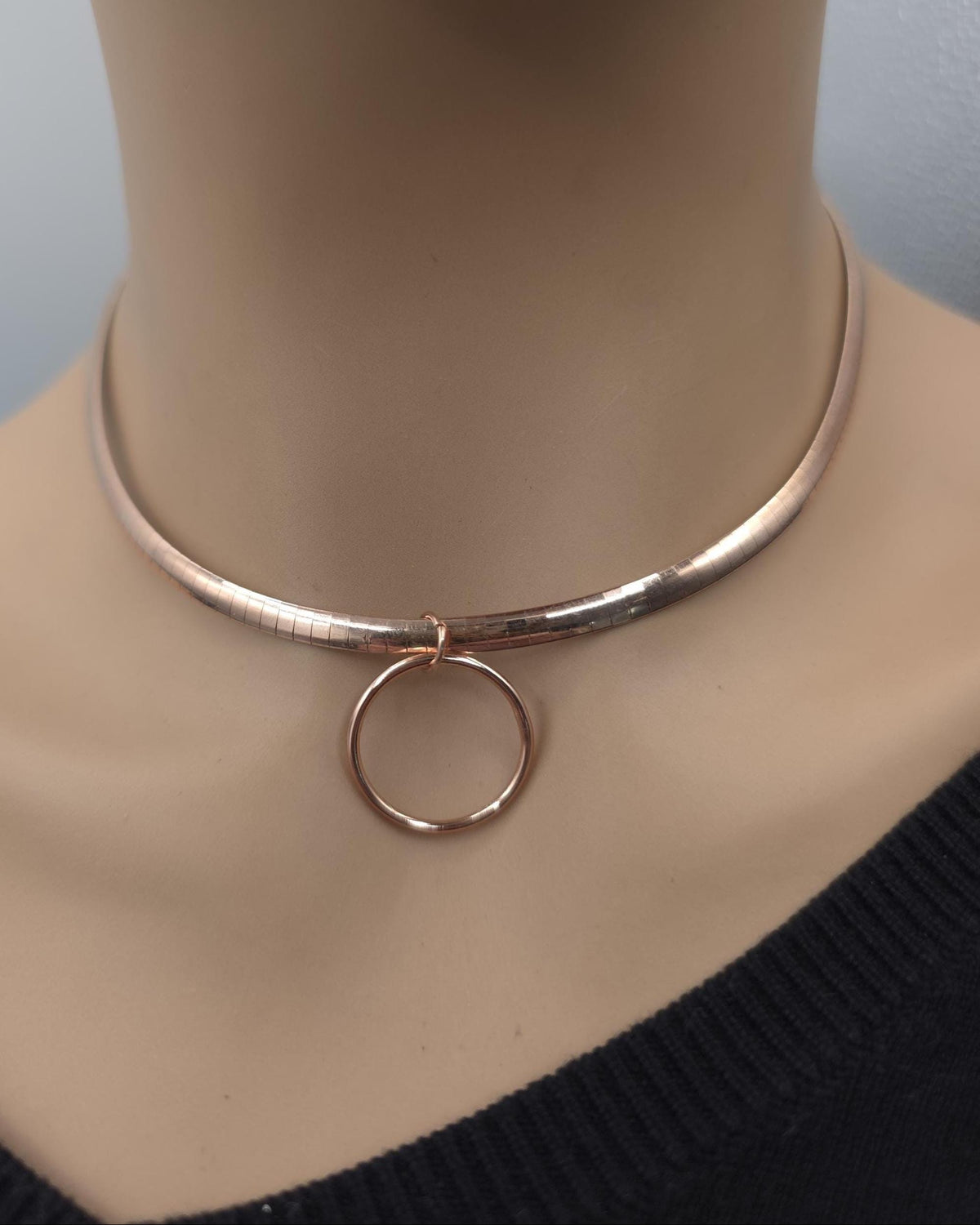 Reversible Rose Gold Vermeil & Sterling Silver Omega Collar Necklace – 4mm Dual-Tone O-Ring Day Collar