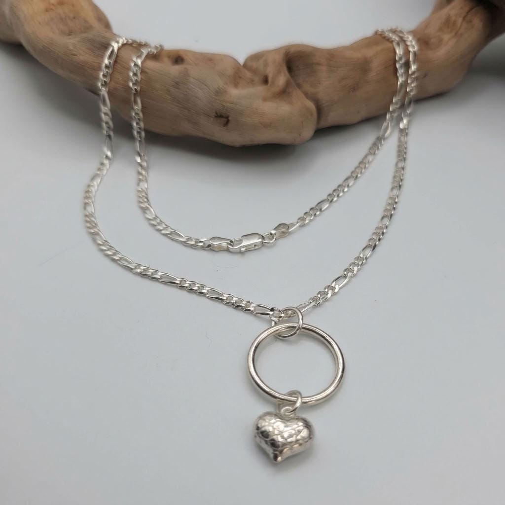 Sterling Silver Eternity Necklace with O Ring and Heart, 3mm Figaro Chain, Romantic Statement Necklace, 16 18 20 Inch