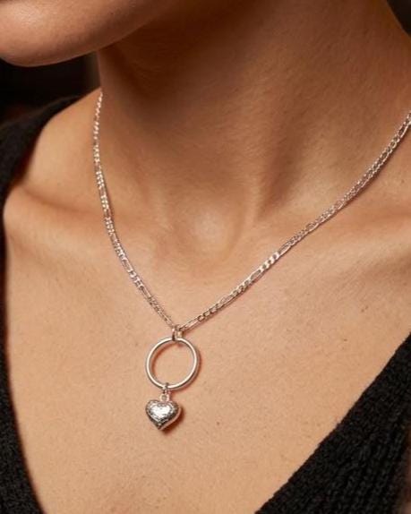 Sterling Silver Eternity Necklace with O Ring and Heart, 3mm Figaro Chain, Romantic Statement Necklace, 16 18 20 Inch