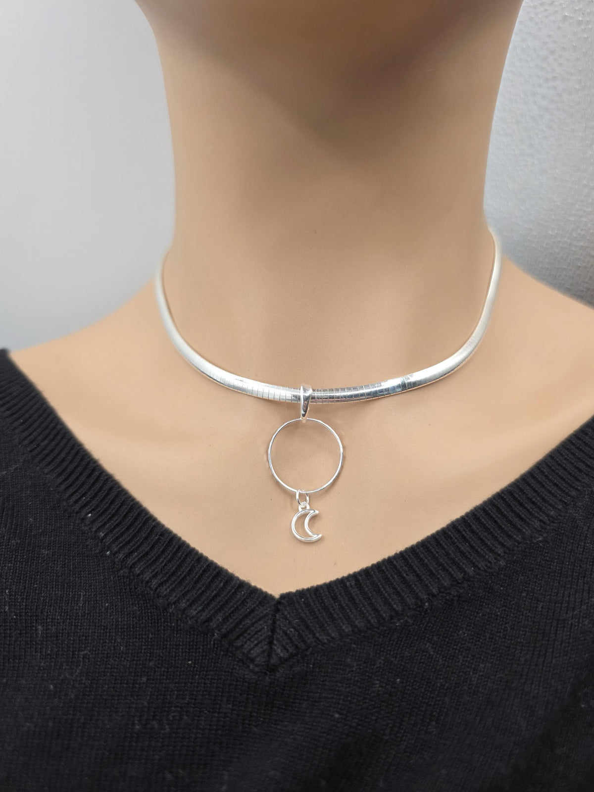Sterling Silver Moon Omega Eternity O Ring Necklace Day Collar – 4mm Dual-Tone Sterling Silver