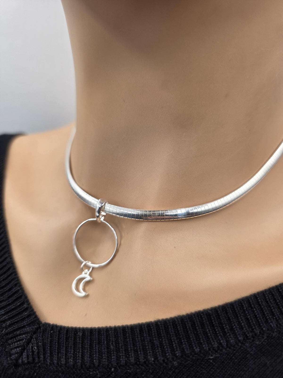 Sterling Silver Moon Omega Eternity O Ring Necklace Day Collar – 4mm Dual-Tone Sterling Silver