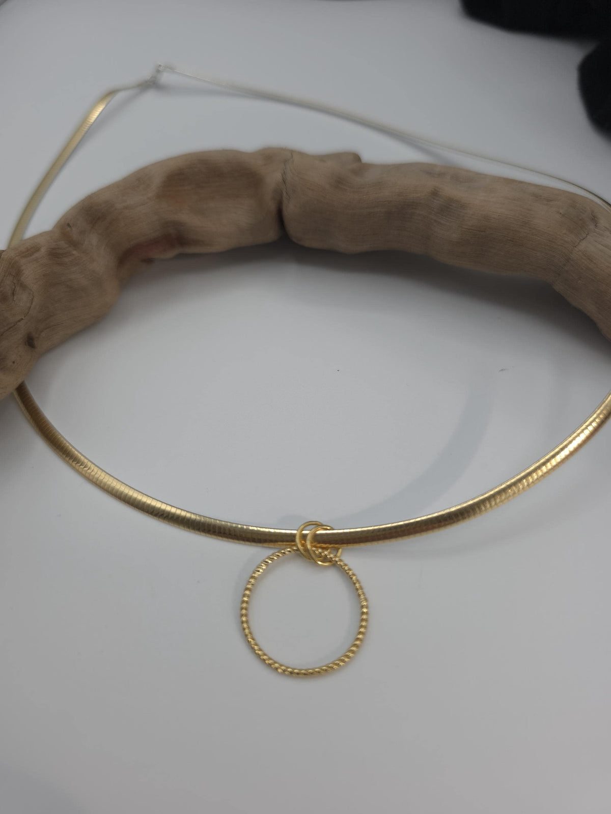 10k Gold Vermeil Omega Eternity O Ring Necklace Day Collar with Heart– 3mm Dual-Tone Sterling Silver