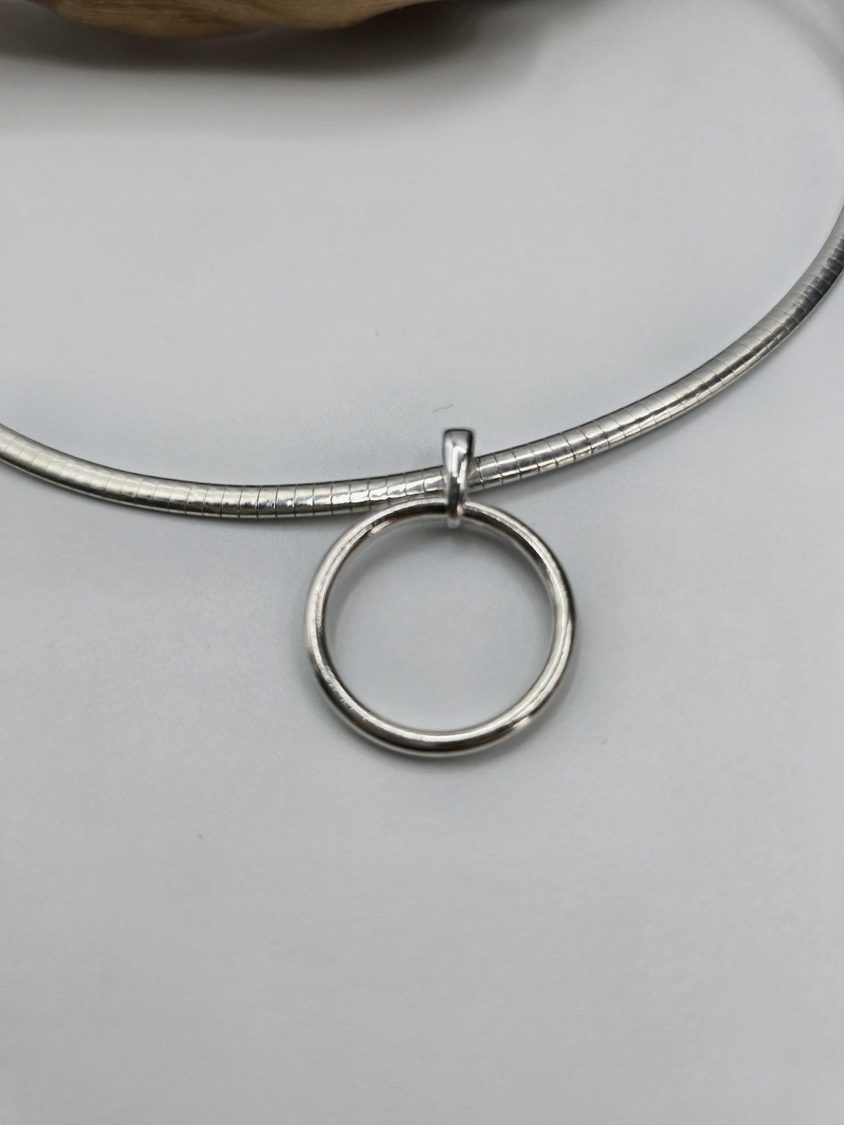 925 Sterling Silver Omega Chain Pendant Eternity O Ring Necklace Day Collar – Permanent Options Committment Jewelry