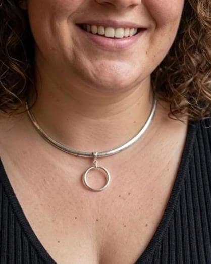 Reversible Gold Vermeil & Sterling Silver Omega Collar Necklace – 4mm Dual-Tone O-Ring Day Collar