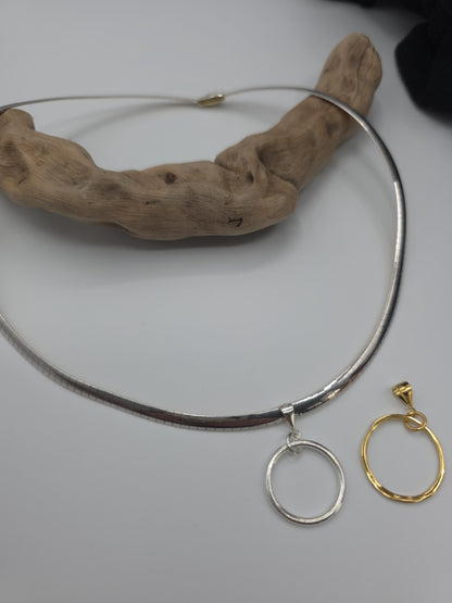 Reversible Gold Vermeil & Sterling Silver Omega Collar Necklace – 4mm Dual-Tone O-Ring Day Collar