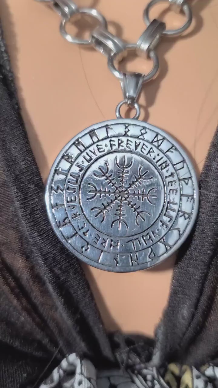 Norse Viking Medallion Vegsivir Wolf Chunky Chain Goth Choker Layered Necklace Set | A great Norse alt punk style jewelry gift for her