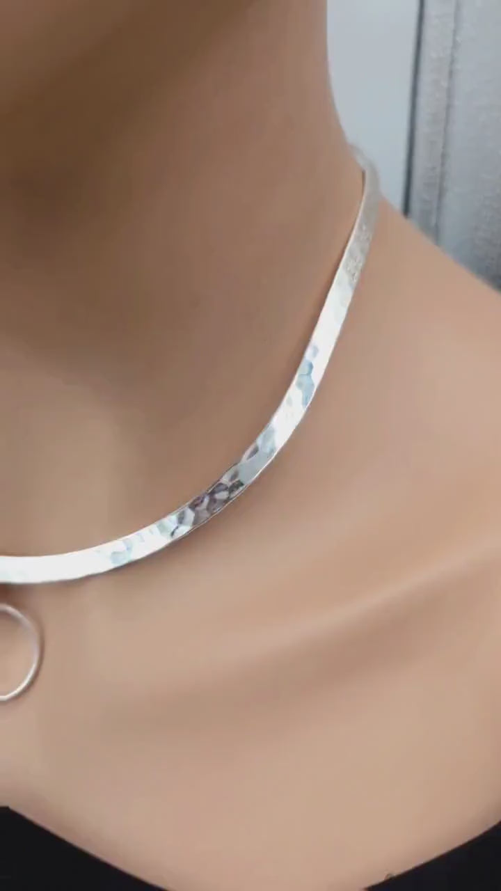 925 Sterling Silver Rigid Torque Day Collar Necklace – 4mm Hammered Elegant Luxury Choker, Locking Option